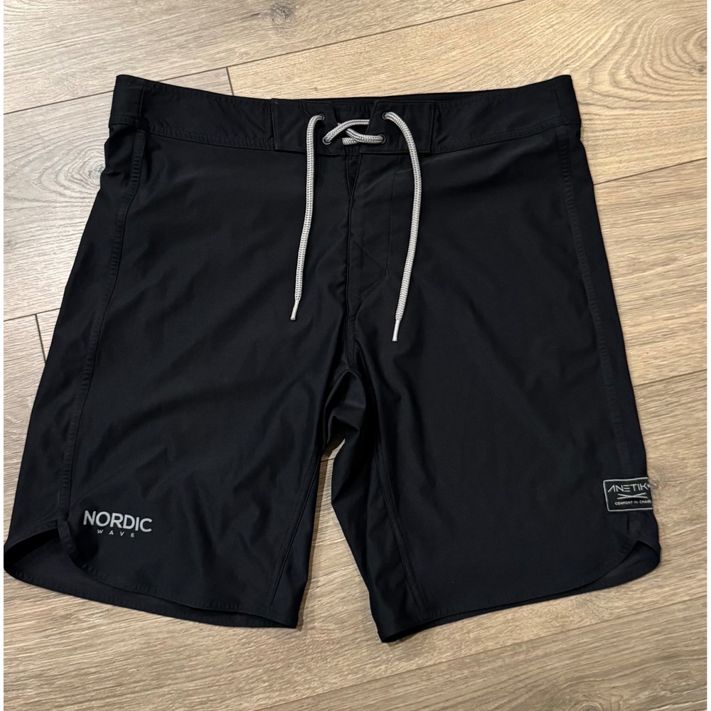 Anetik Nordic Wave Mens Black Board Shorts Size 32 MBREVS1 Surf Swim Trunks